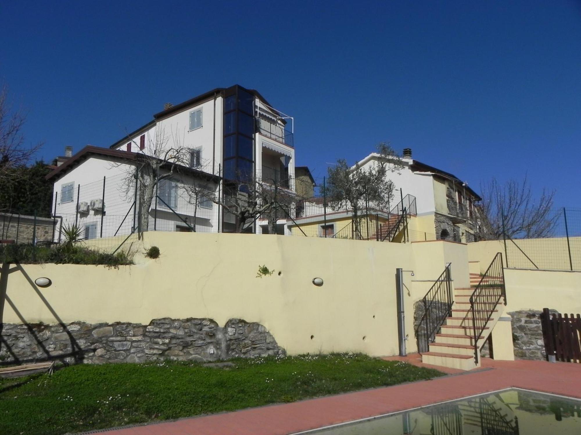 Affittacamere Borgo Degli Artisti Boutique Rooms Serricciolo Exterior foto