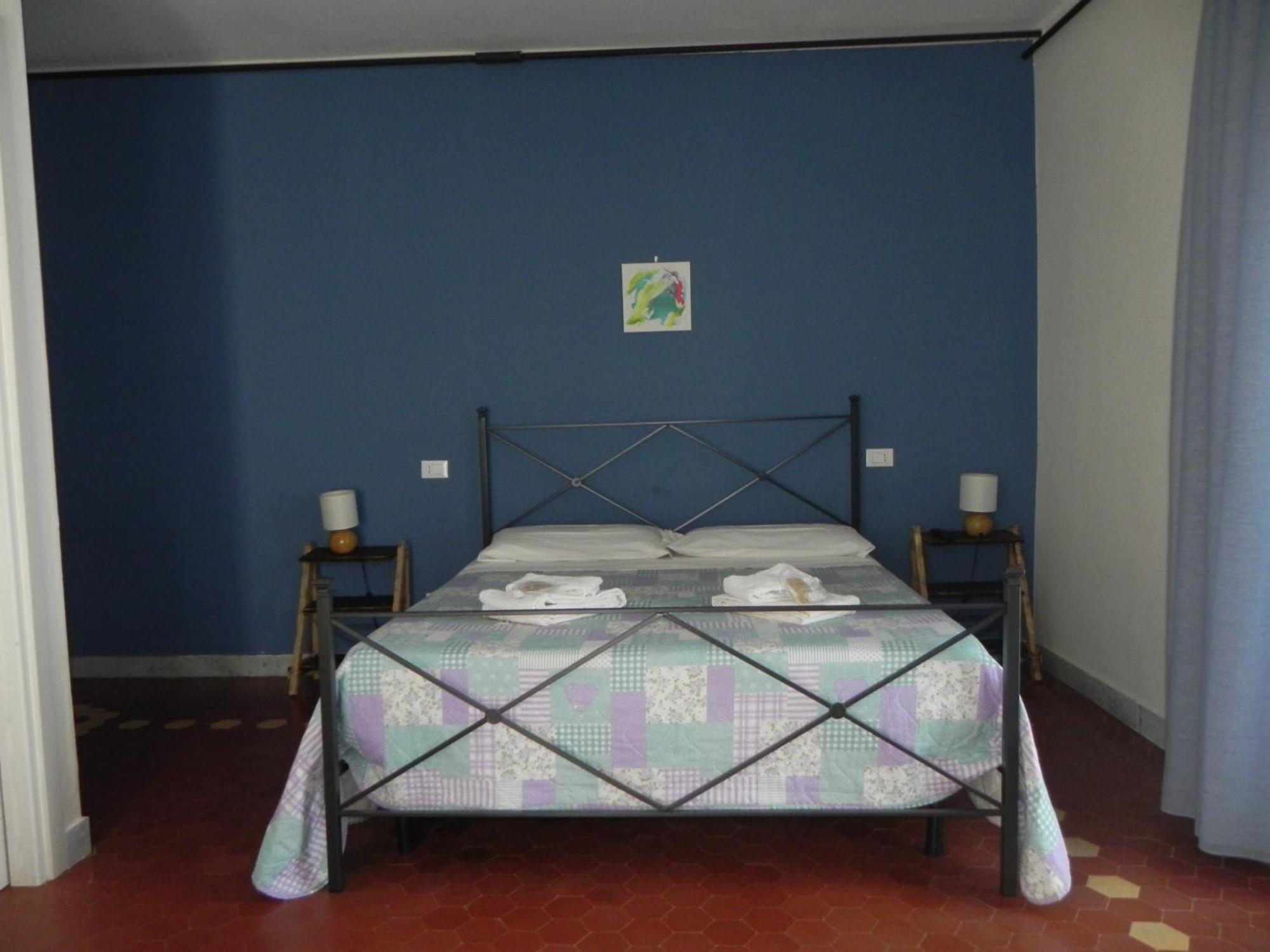Affittacamere Borgo Degli Artisti Boutique Rooms Serricciolo Exterior foto