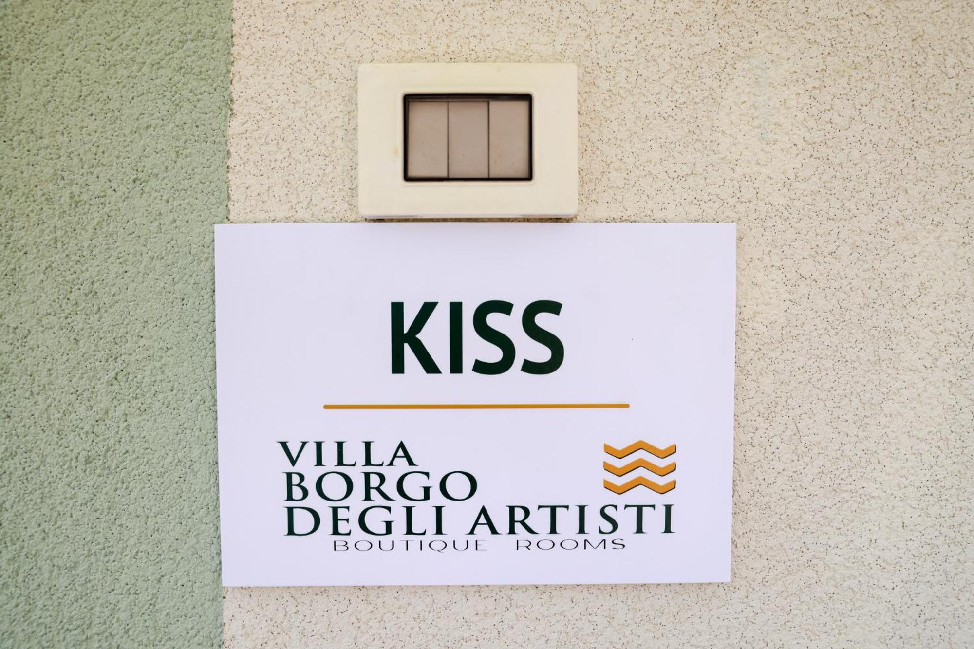 Affittacamere Borgo Degli Artisti Boutique Rooms Serricciolo Exterior foto